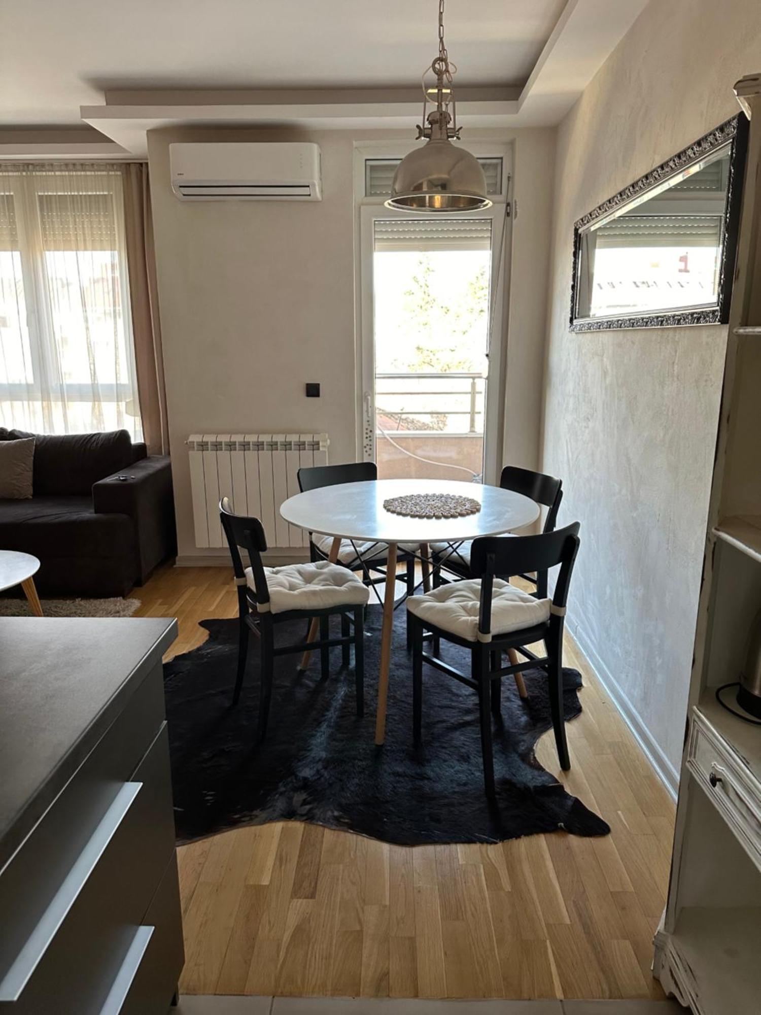 Apartman Dm Belgrado Esterno foto
